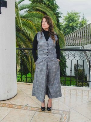 Conjunto faldapantalon