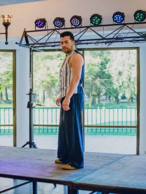 4.- pantalon recto rde lino con amarra�59000